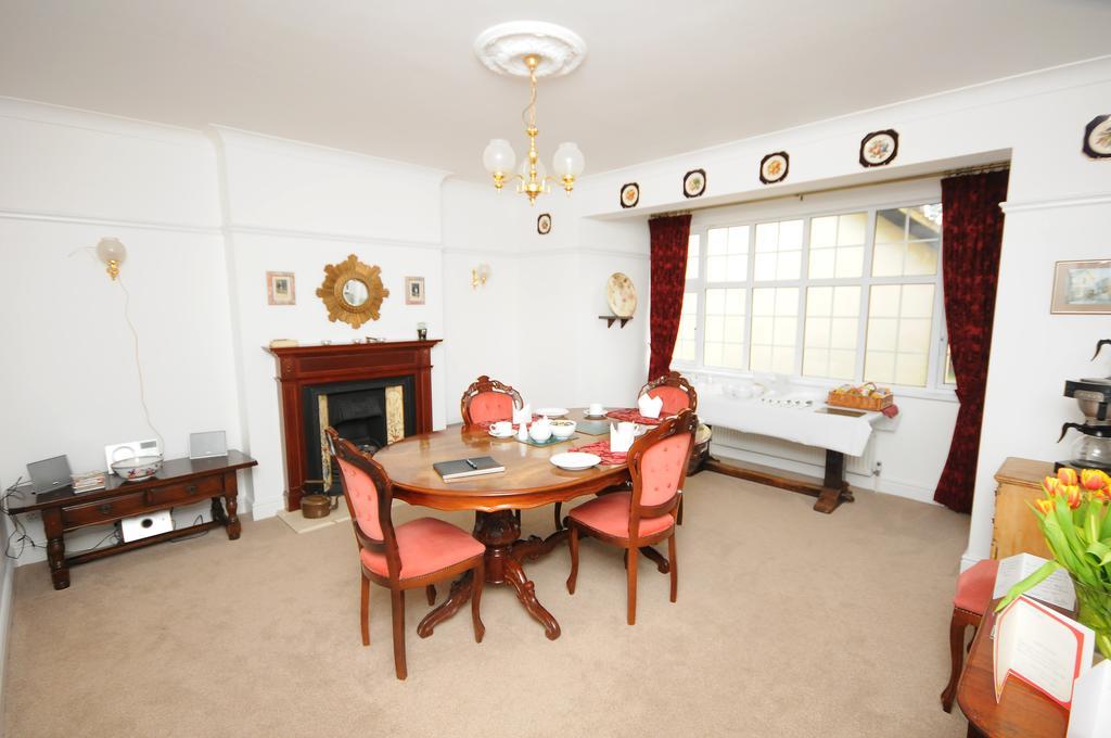 Dunmow Guest House Great Dunmow Exterior foto